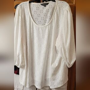 Davi & Dani Eyelet 3/4 Sleeve Top White 3xl